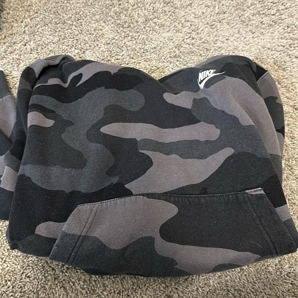 Nike hoodie